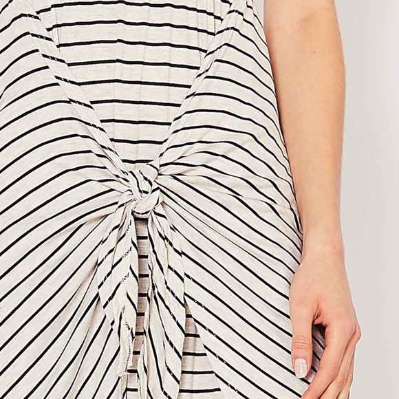 Entro Striped front tie Maxi dress in oatmeal gray - Picture 6 of 7